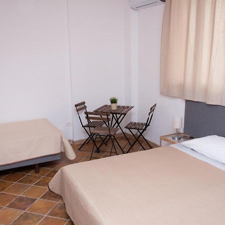 Guest House Del Lido 恩佩多克莱港 外观 照片